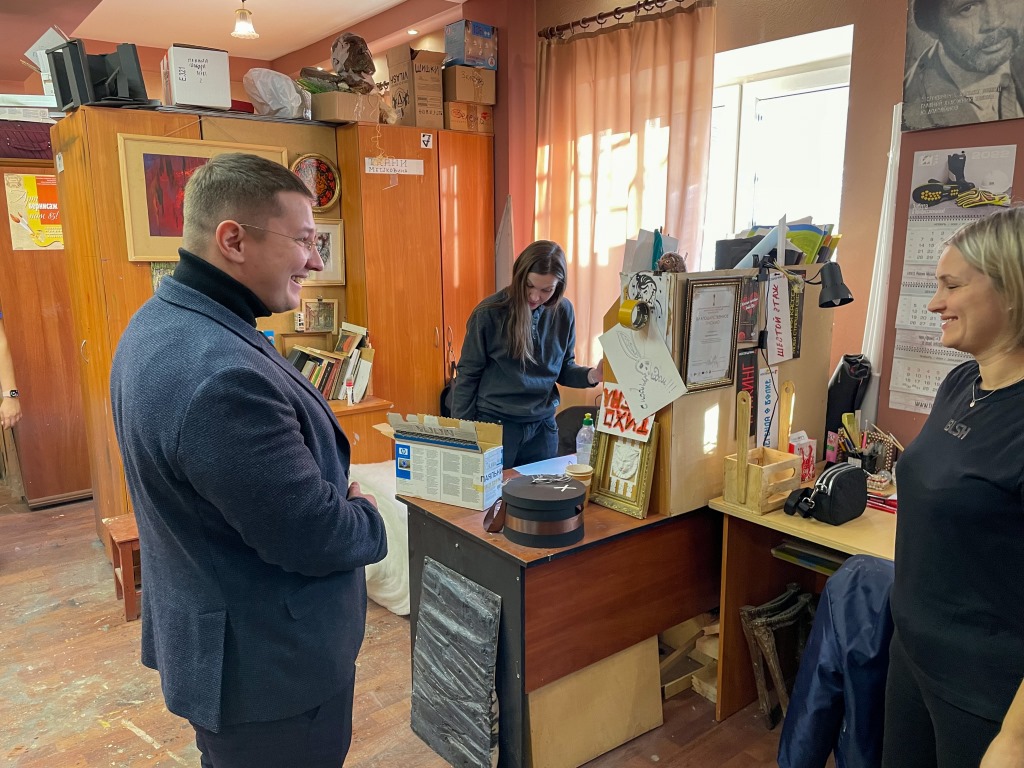 Депутат Мособлдумы Марк Черемисов с рабочим визитом посетил «Московский областной театр драмы и комедии»