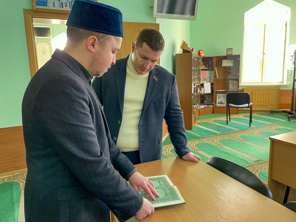 Рабочий визит депутата Мособлдумы Марка Черемисова в Ногинскую религиозную организацию «Мусульманская община Аль-Ихсан»