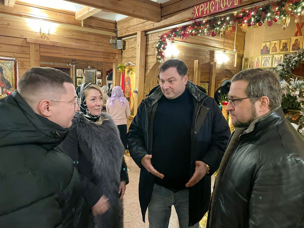В преддверии святого праздника Крещение Господне депутат Мособлдумы Марк Черемисов осмотрел купели в Монино
