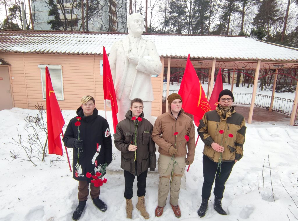 Жуковчане в память о Ленине