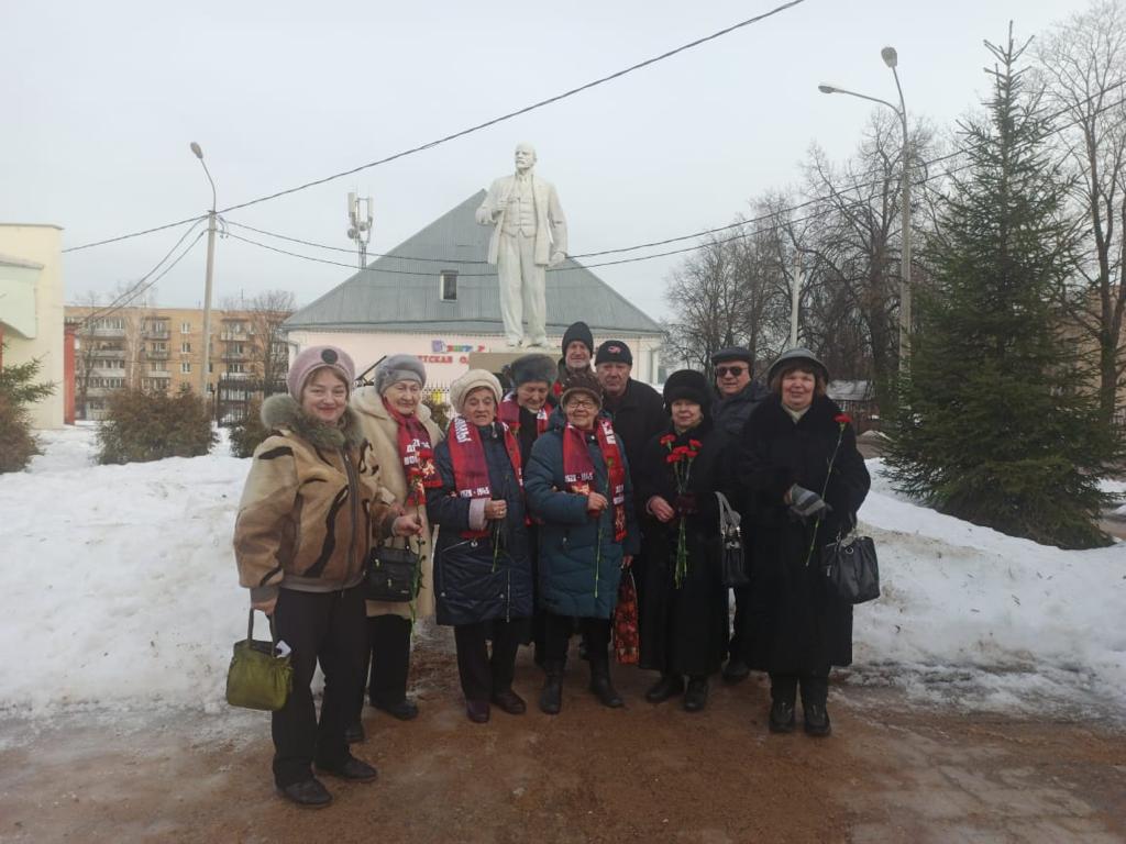 Клинские коммунисты почтили память вождя мирового пролетариата В.И. Ленина