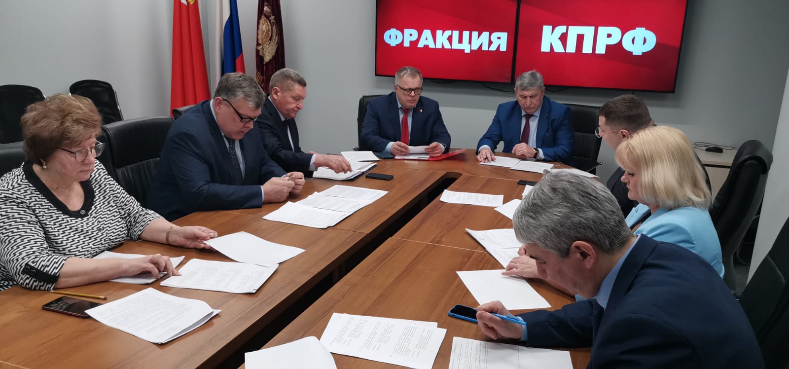Депутаты-коммунисты Мособлдумы продолжают борьбу за сохранение наукоградов Подмосковья!