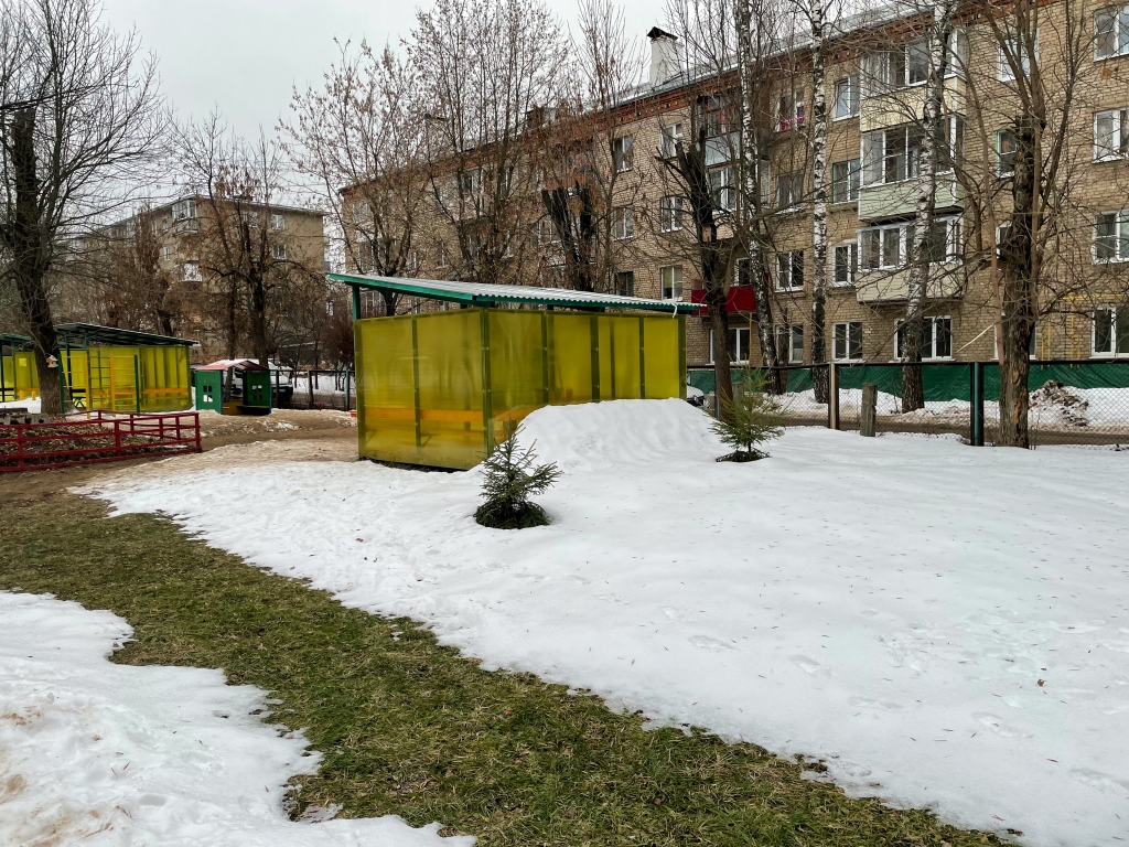 По обращениям родителей учащихся ЦО №4 депутат Мособлдумы Марк Черемисов осуществил рабочий визит в учреждение