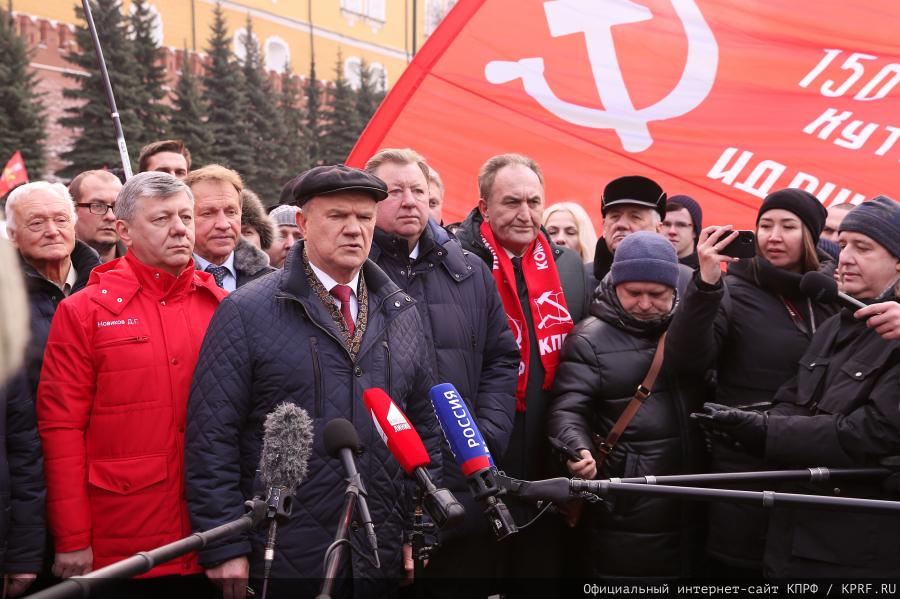 Под Красным Знаменем Сталинграда – к новым победам!