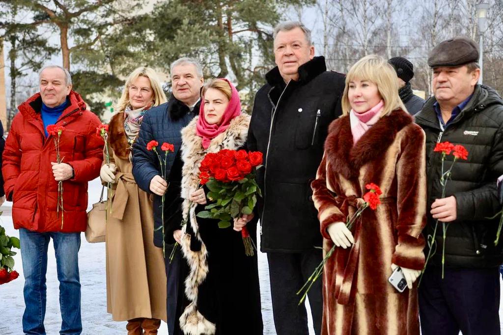 Слава защитникам Сталинграда!
