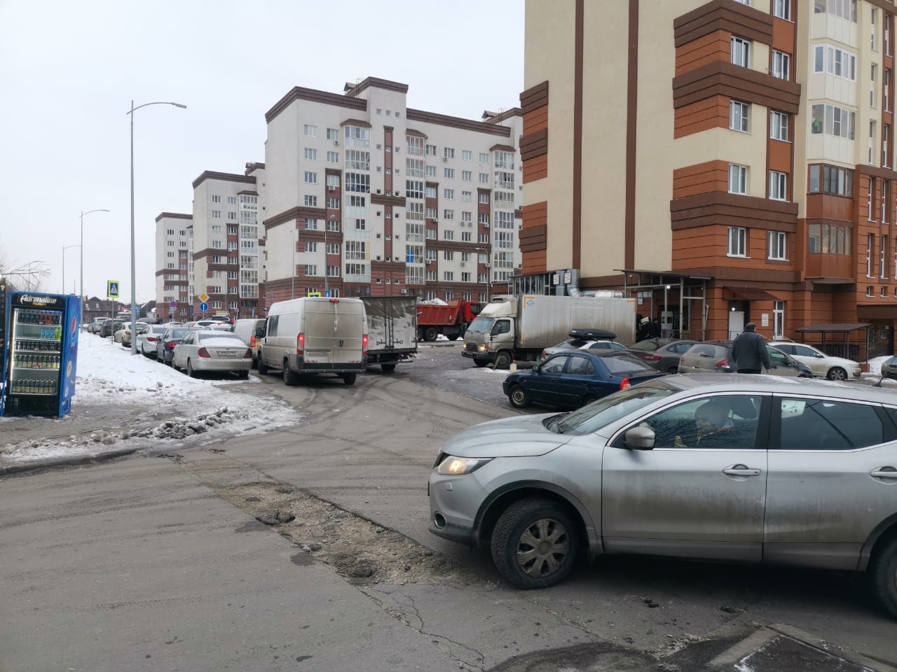 Руководитель фракции КПРФ в Мособлдуме Александр Наумов осмотрел участки строительства дублера МКАД в Видном