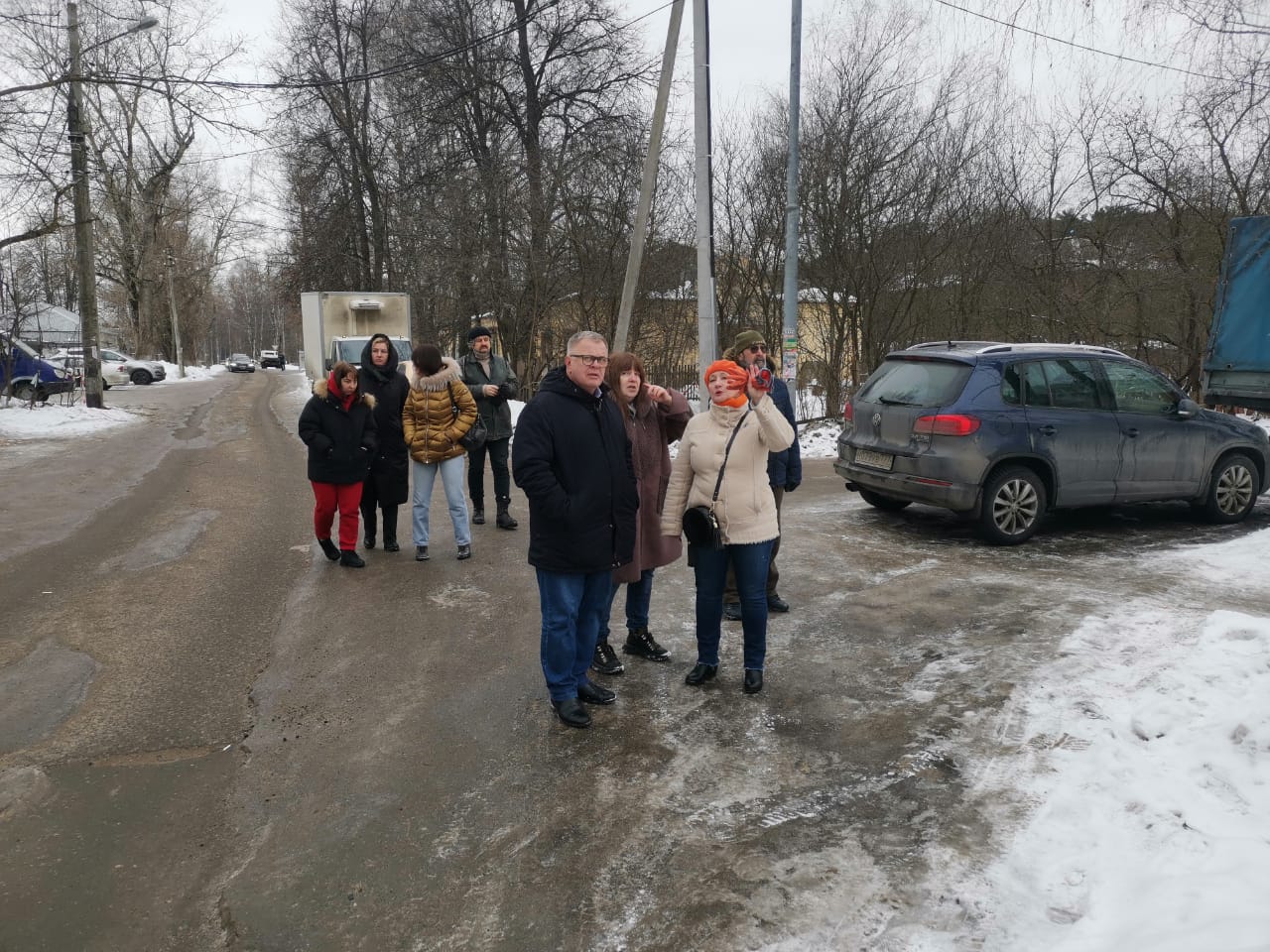 Руководитель фракции КПРФ в Мособлдуме Александр Наумов осмотрел участки строительства дублера МКАД в Видном