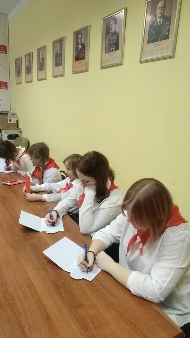 Пионер для всех пример!