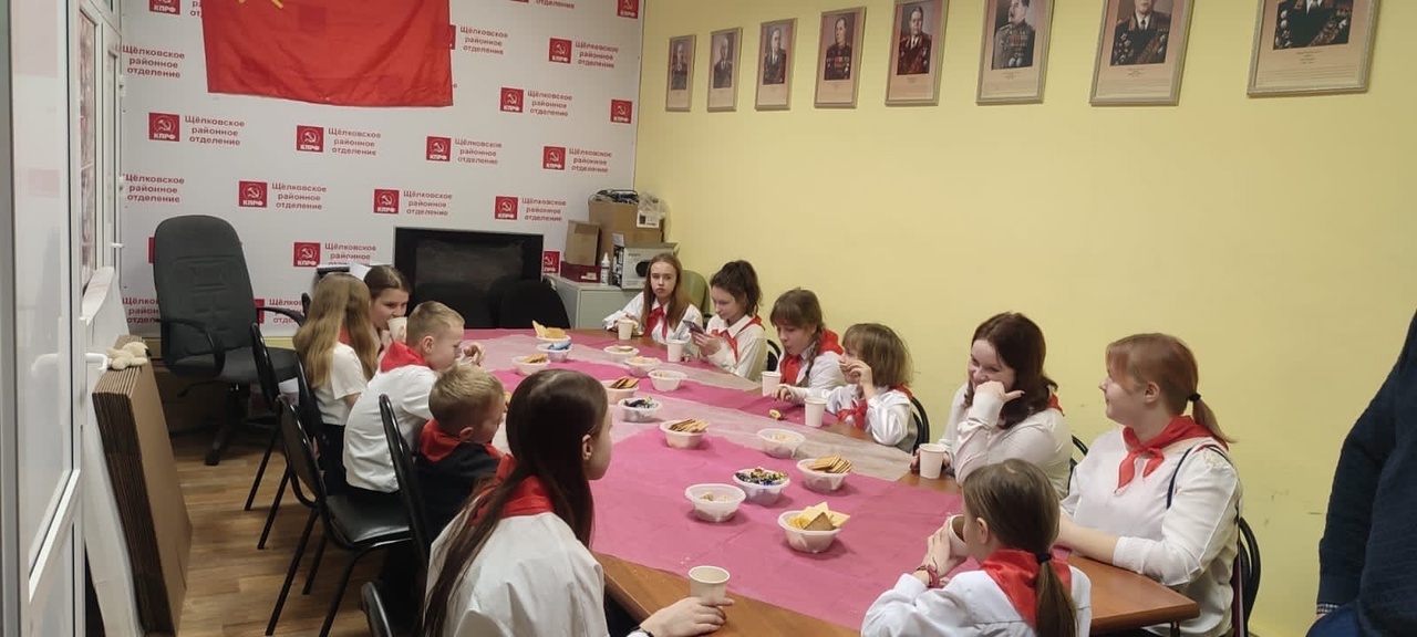 Пионер для всех пример!