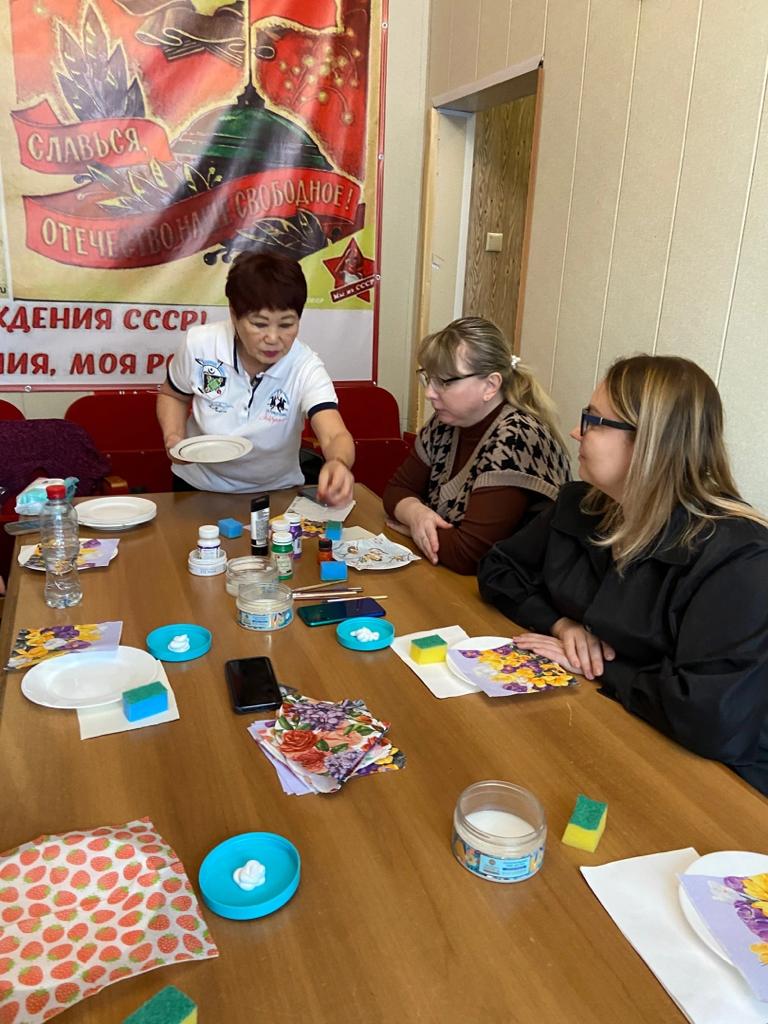 «Мир начинается с Мамы»