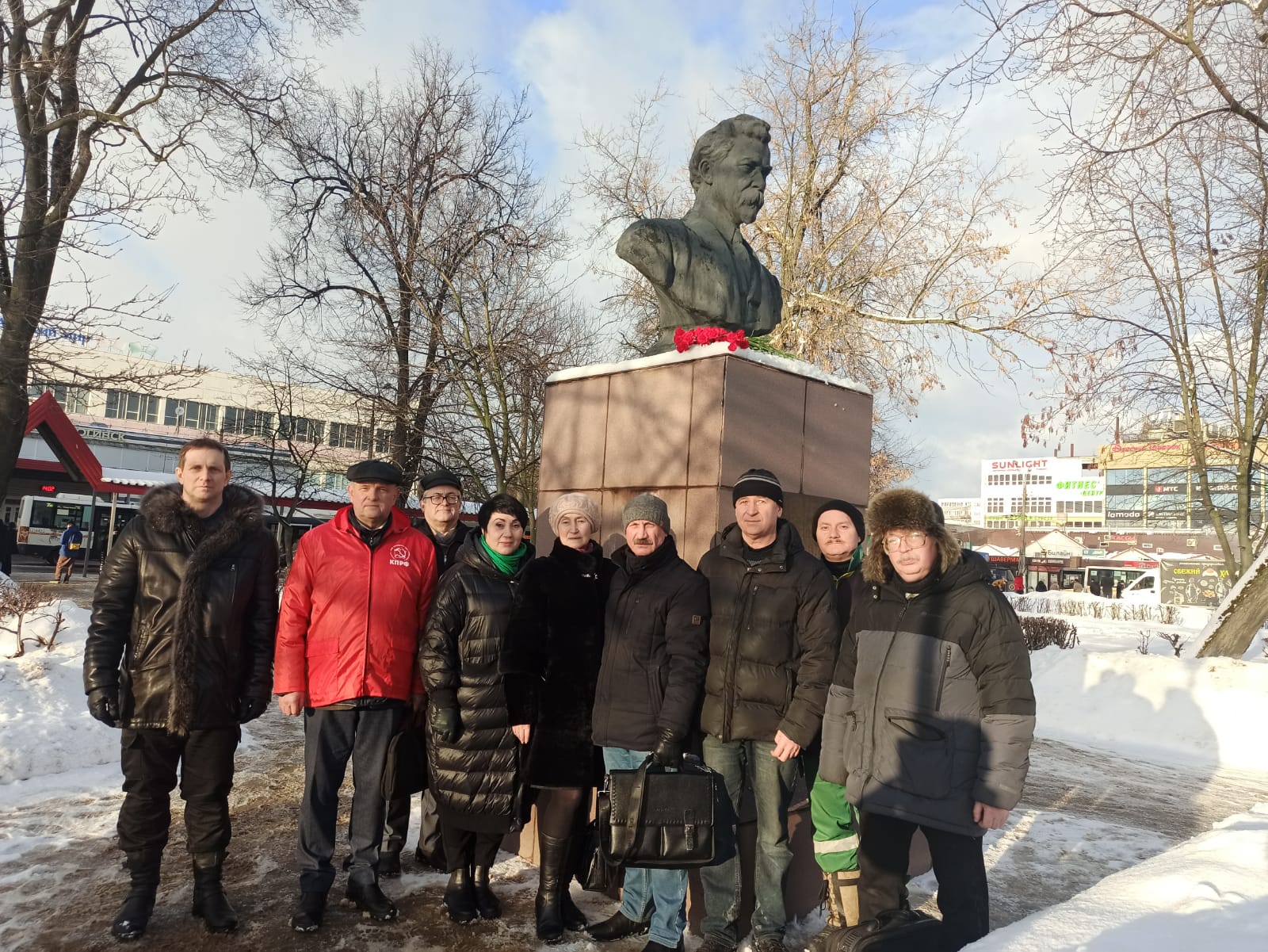 Цветы Виктору Павловичу Ногину