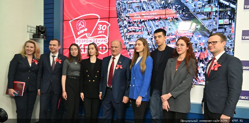 «Коммунисты всегда обеспечивали безопасность страны»