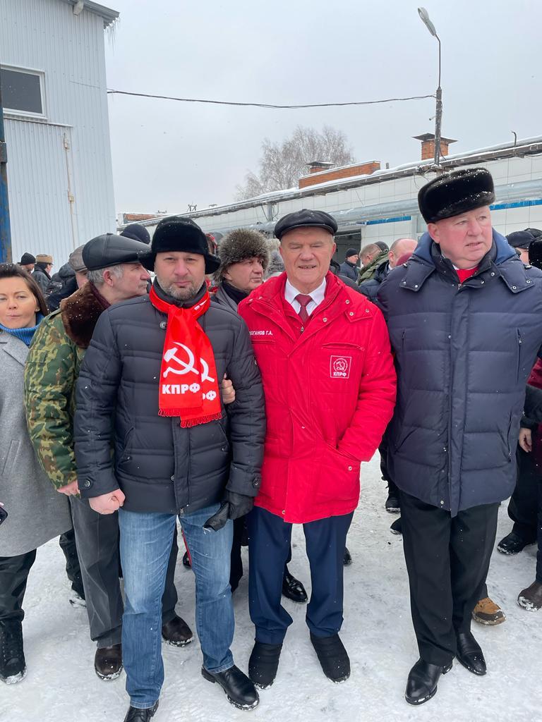 105-й юбилейный гуманитарный конвой от КПРФ ушел на Донбасс