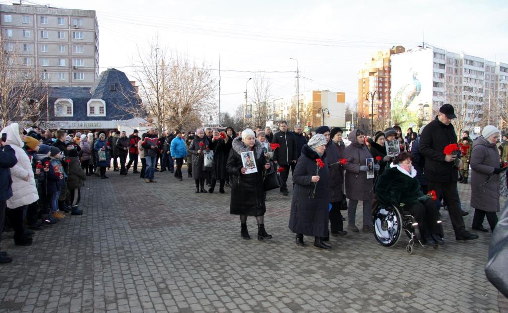Коммунисты Серпухова приняли участие в мероприятии, посвященном 34-й годовщине вывода советских войск из Афганистана