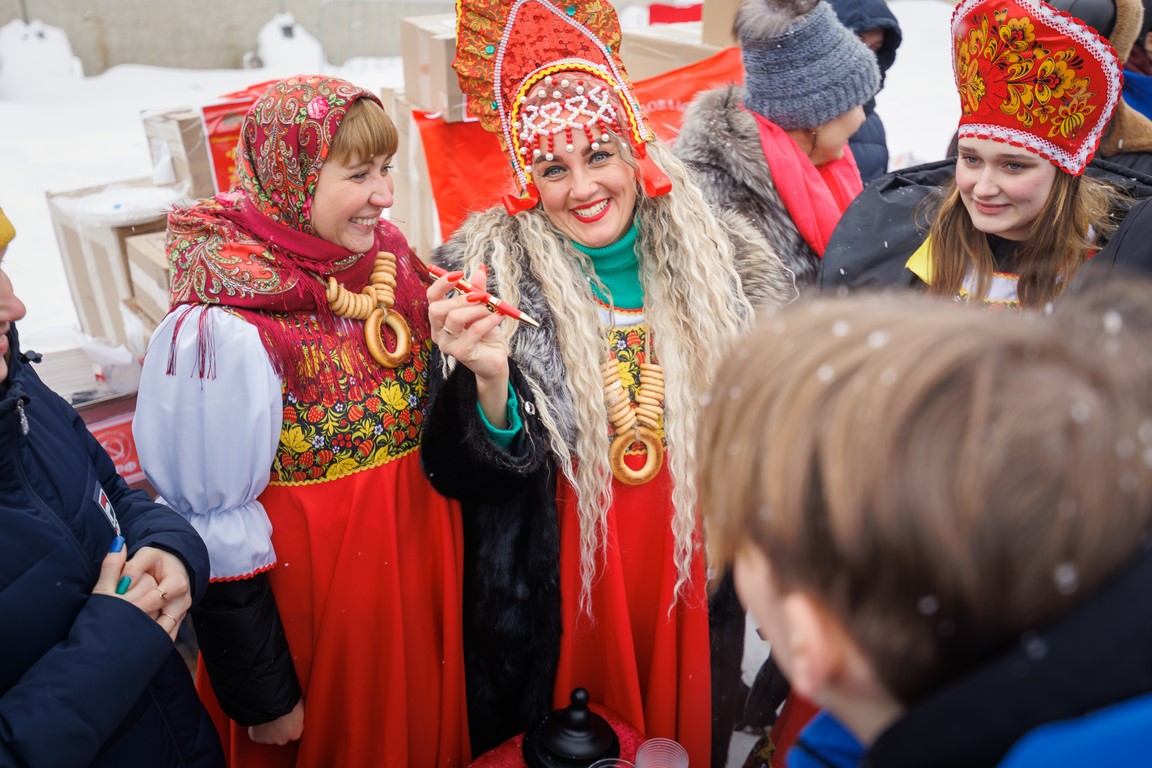 Сохраняя русские традиции Балашихинский ГК КПРФ принял участие в отправке 105-го гумконвоя на Донбасс