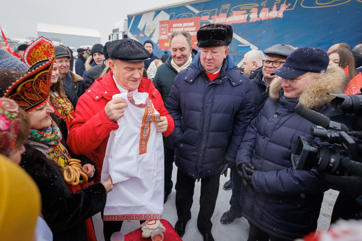 Сохраняя русские традиции Балашихинский ГК КПРФ принял участие в отправке 105-го гумконвоя на Донбасс