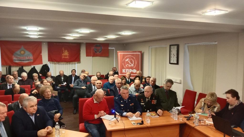 В Союзе советских офицеров