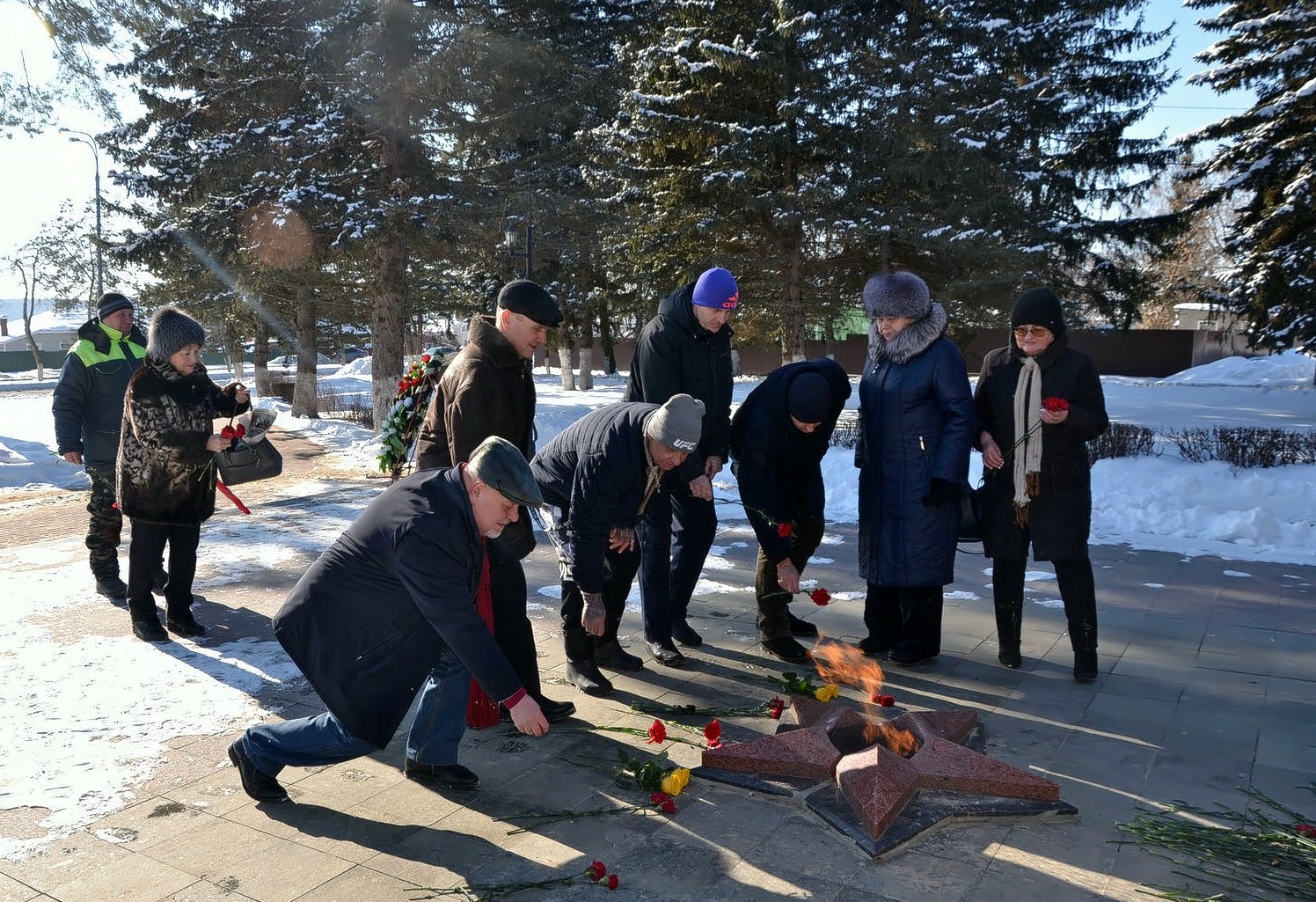 Озёрские коммунисты отметили 105-ю годовщину образования Рабоче-Крестьянской Красной Армии и Военно-Морского Флота