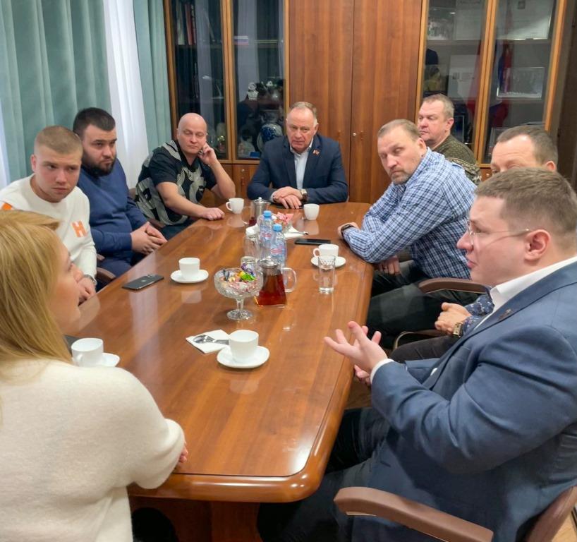 Депутат Мособлдумы Марк Черемисов поблагодарил волонтеров, осуществляющих гуманитарную миссию для участников СВО