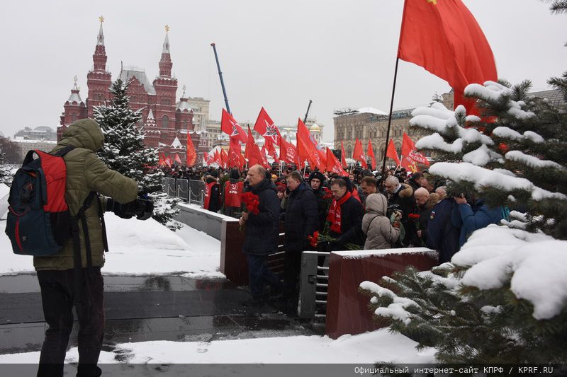 В Москве прошла памятная патриотическая акция, посвященная 70-летию со дня смерти И.В. Сталина