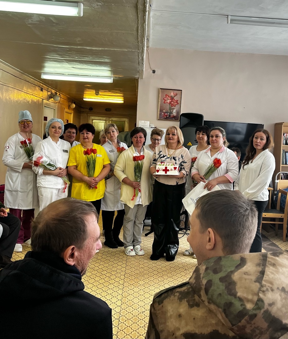 Женский праздник в военном госпитале