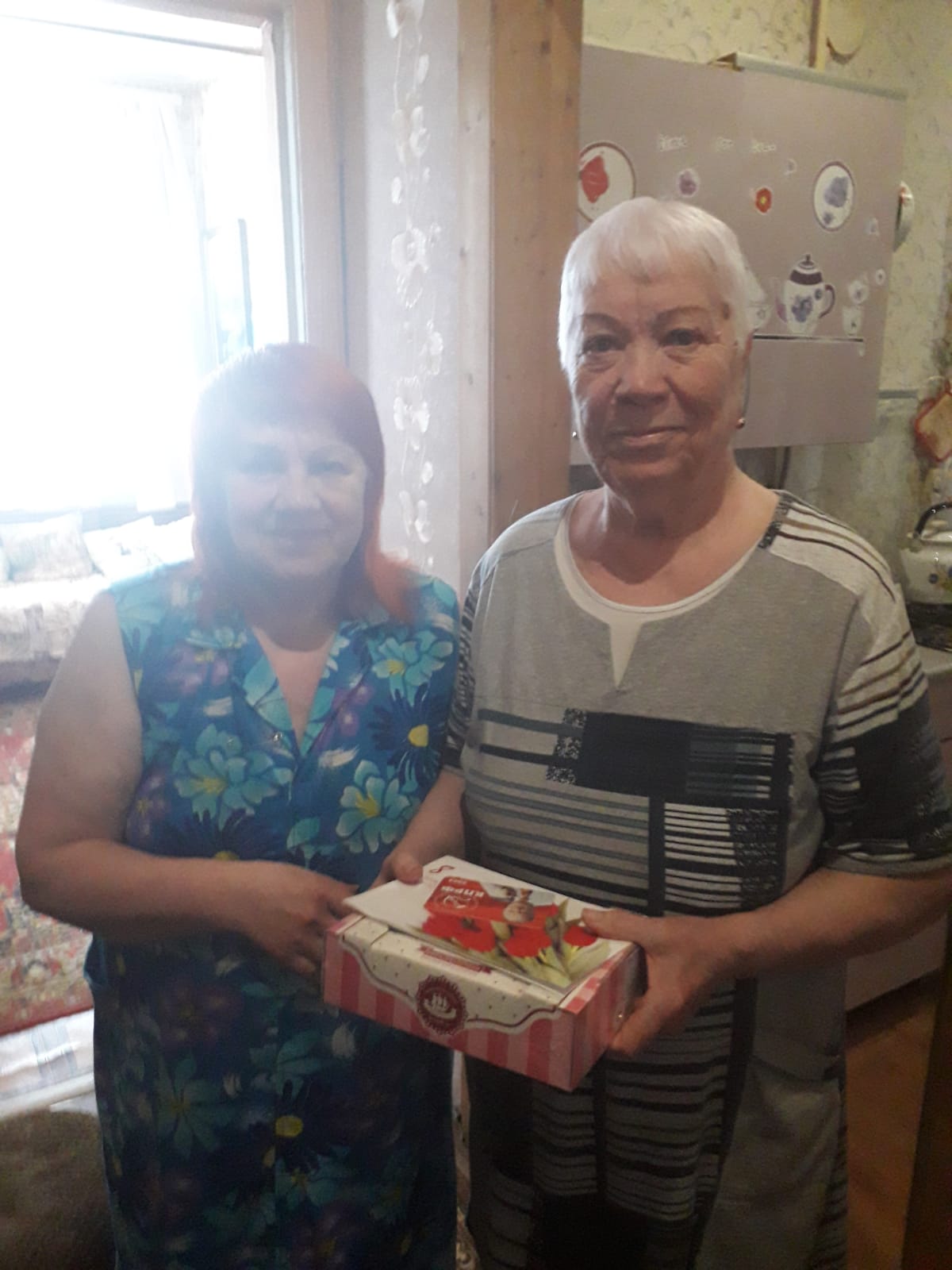 Электрогорские коммунисты поздравили женщин с 8 марта