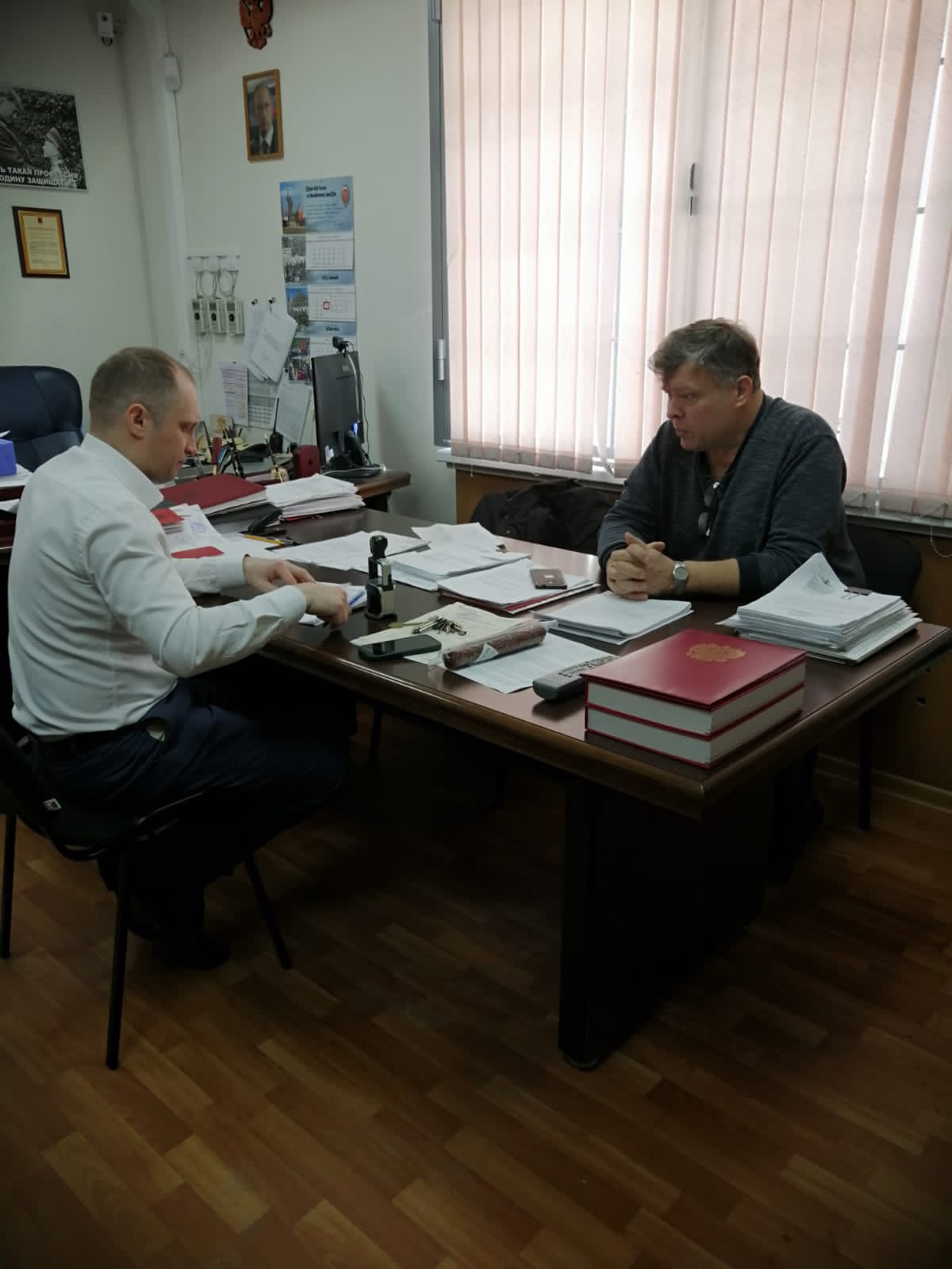 Депутат Московской областной Думы от КПРФ Олег Емельянов провел рабочую встречу с военным комиссаром городов Раменское, Жуковский, Бронницы Евгением Дегтяревым