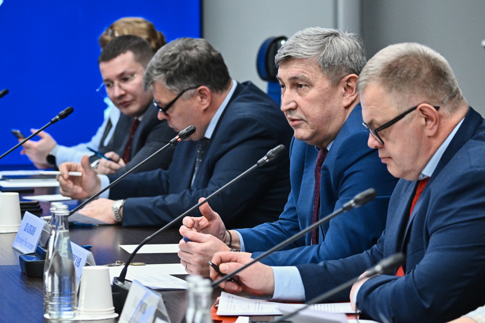 По инициативе фракции КПРФ, в Мособлдуме, прошёл круглый стол, посвящённый проблемам социальной защиты многодетных семей в Подмосковье