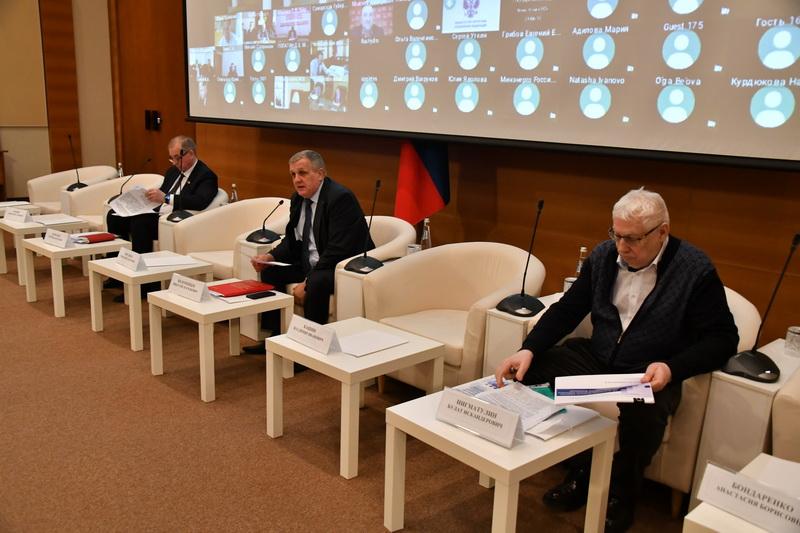 Отчет о работе заместителя Председателя Мособлдумы, руководителя фракции КПРФ Александра Наумова за 2022 г.