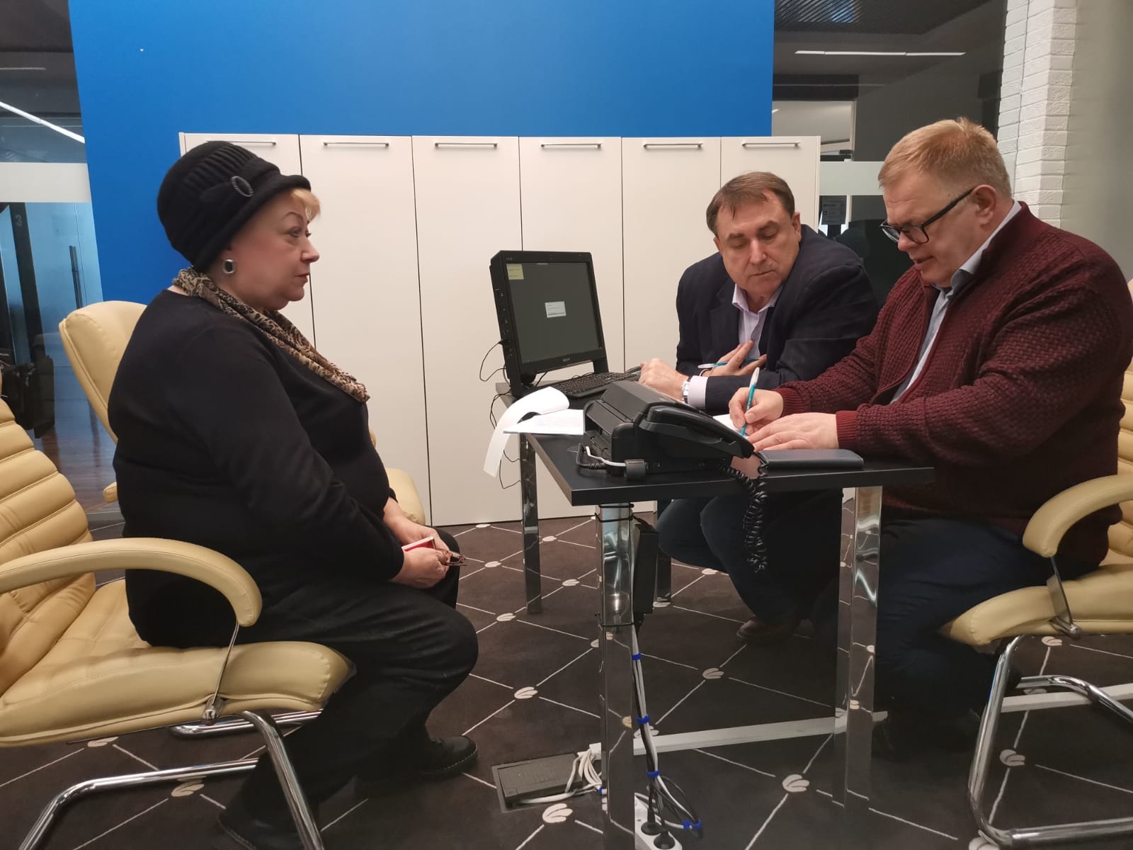 Руководитель фракции КПРФ в Московской областной Думе Александр Наумов провел приём граждан в Ступино