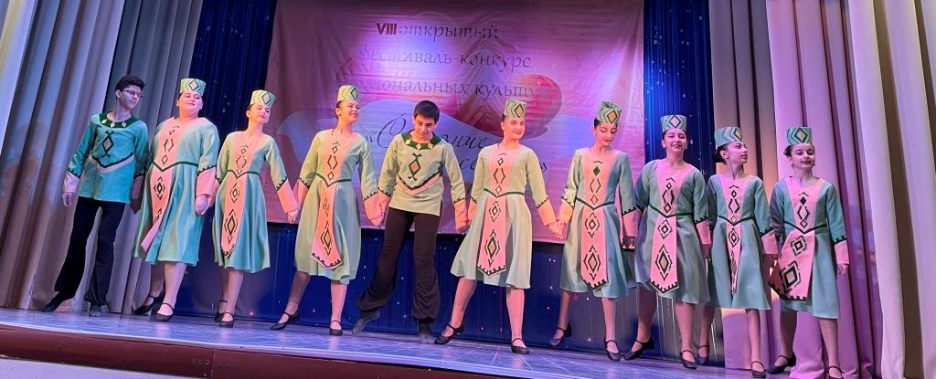 Наш народ победить невозможно!