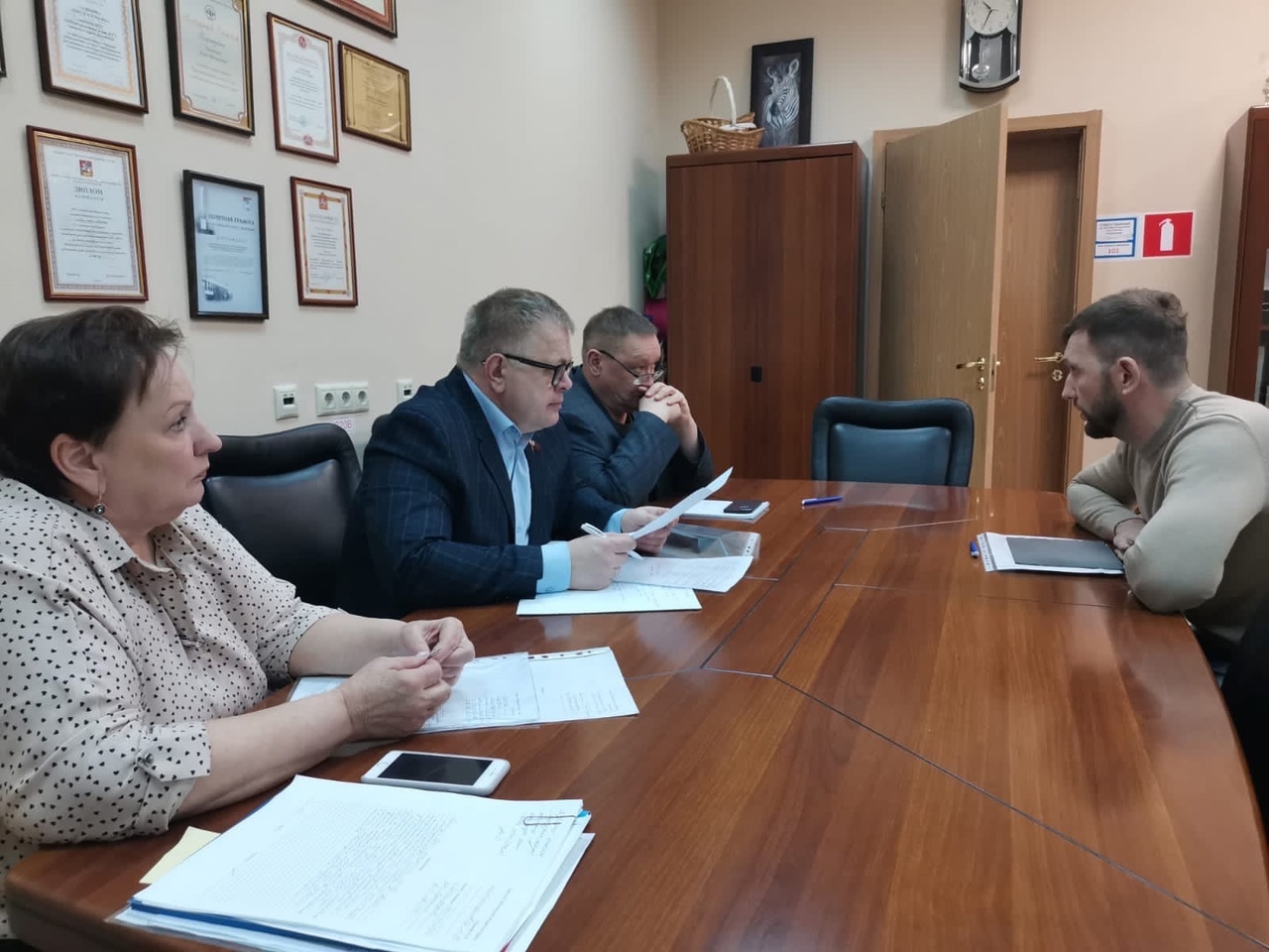 Руководитель фракции КПРФ Александр Наумов провел прием граждан в Домодедове