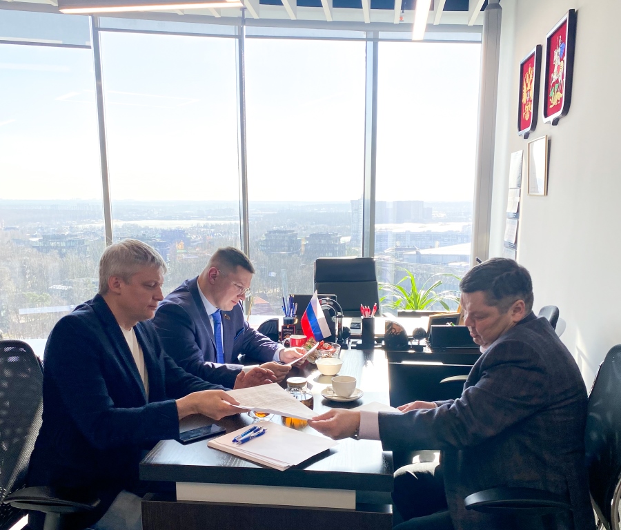 Работа в тылу идёт!