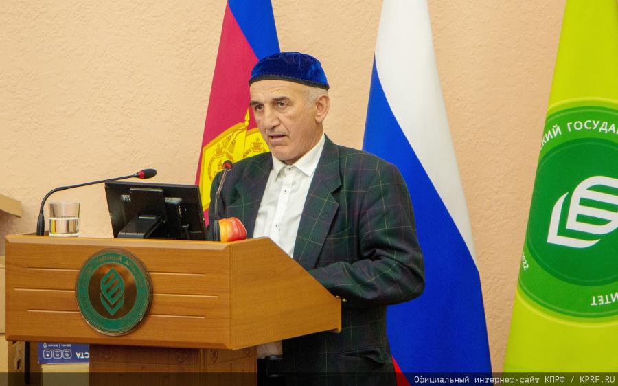 Г.А. Зюганов выступил на круглом столе, посвящённом проблемам пчеловодства юга и новых территорий России