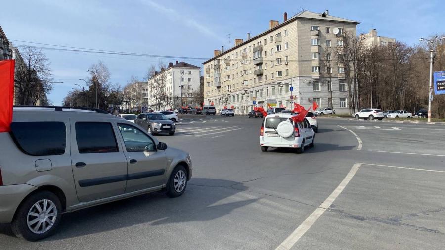 Ульяновская область. В.И. Кашин принял участие в отправке гуманитарного конвоя