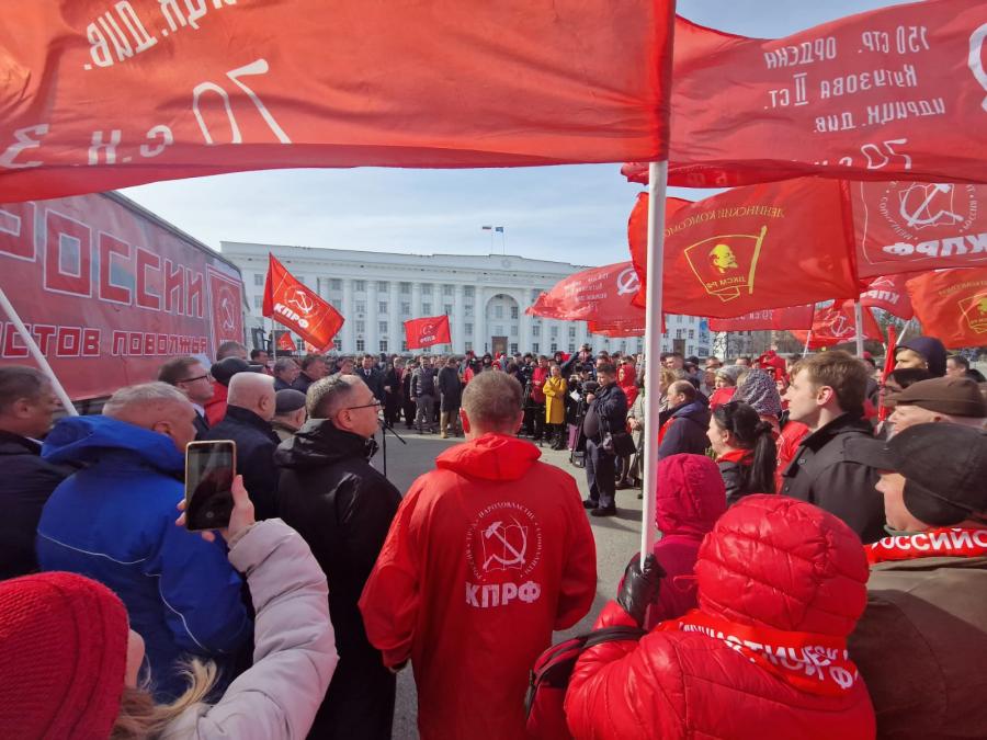 Ульяновская область. В.И. Кашин принял участие в отправке гуманитарного конвоя