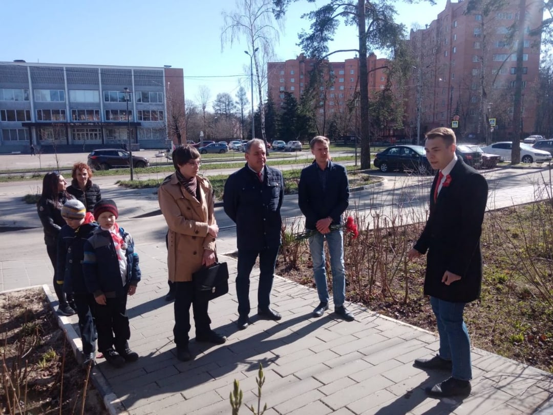 Памятные мероприятия в честь дня космонавтики прошли в Звёздном городке и микрорайоне Чкаловский