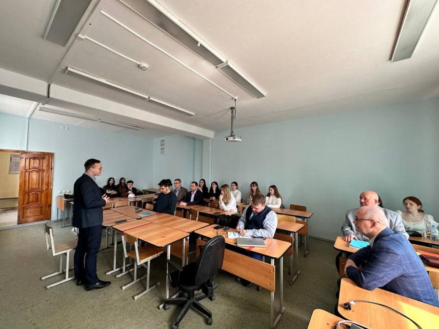В Ульяновске состоялся семинар-совещание руководителей и партийного актива региональных отделений КПРФ ПФО