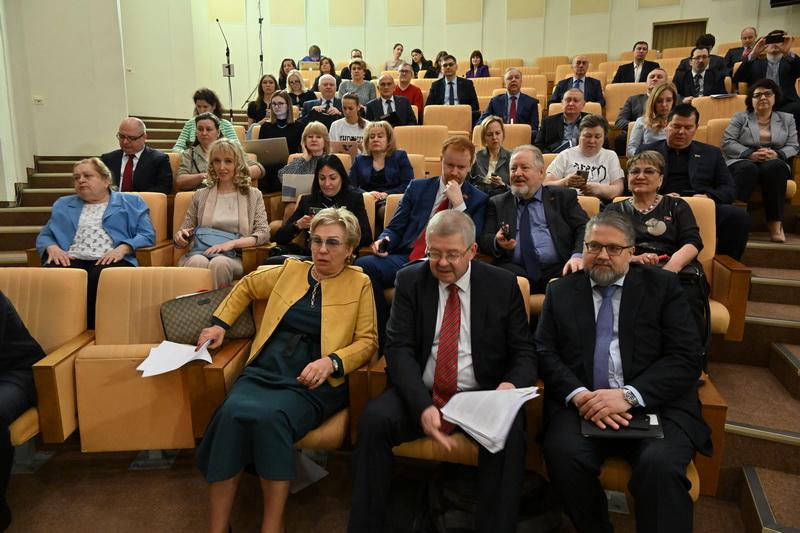 Заседание фракции КПРФ в Госдуме прошло с участием Э.С. Набиуллиной
