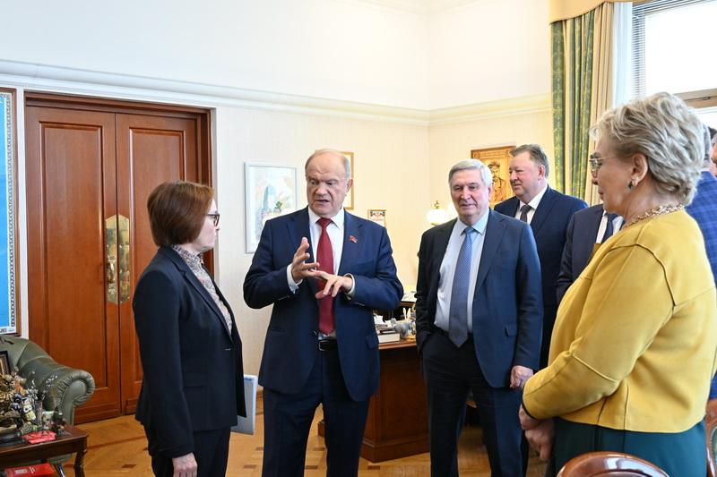 Заседание фракции КПРФ в Госдуме прошло с участием Э.С. Набиуллиной