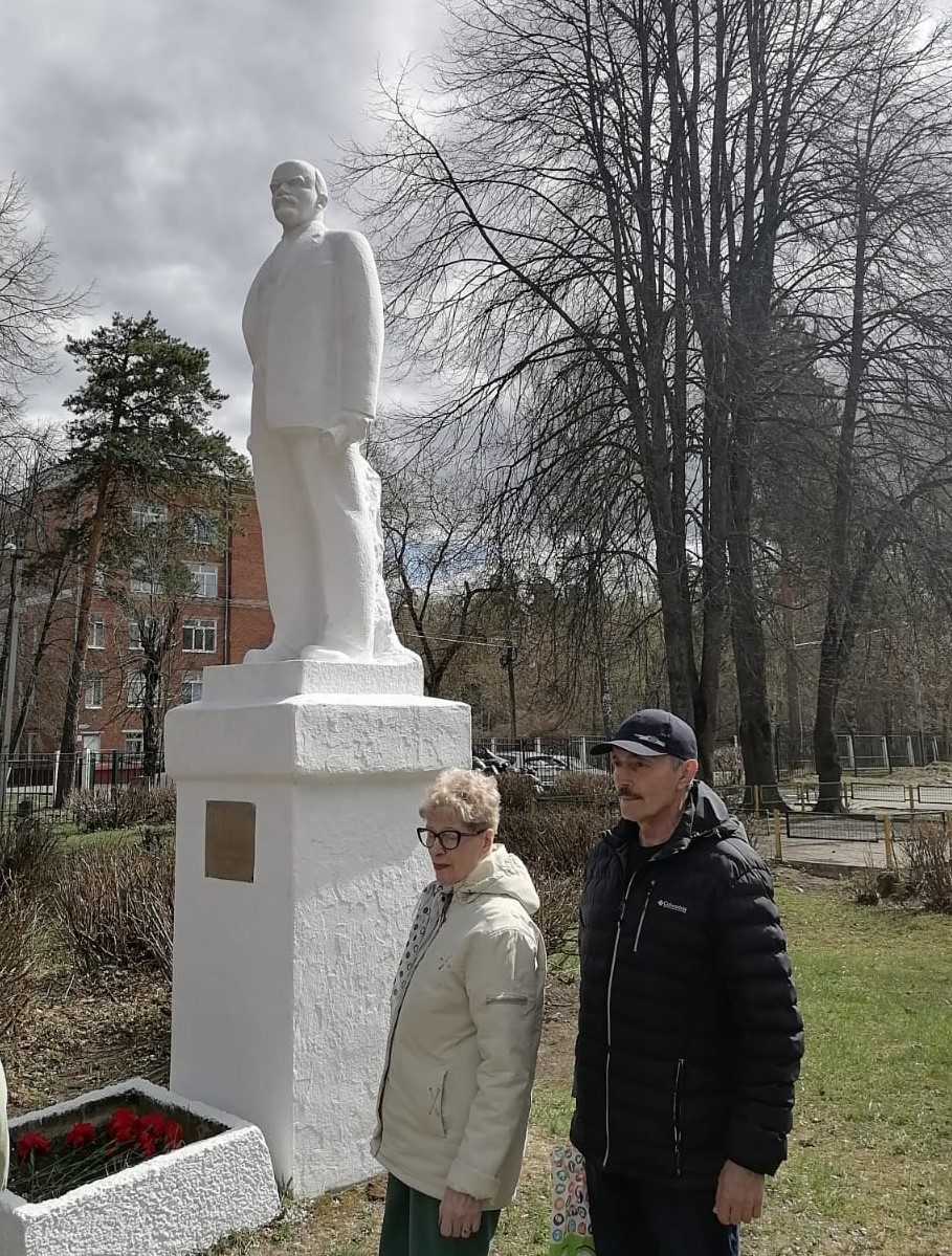 Цветы вождю мирового пролетариата