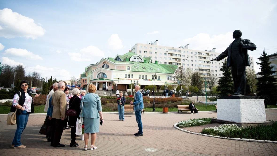 104 года исполнилось Дмитровской комсомольской организации