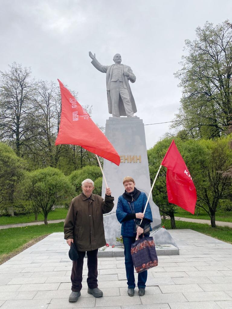Королёвские коммунисты встретили 1 мая торжественными мероприятиями