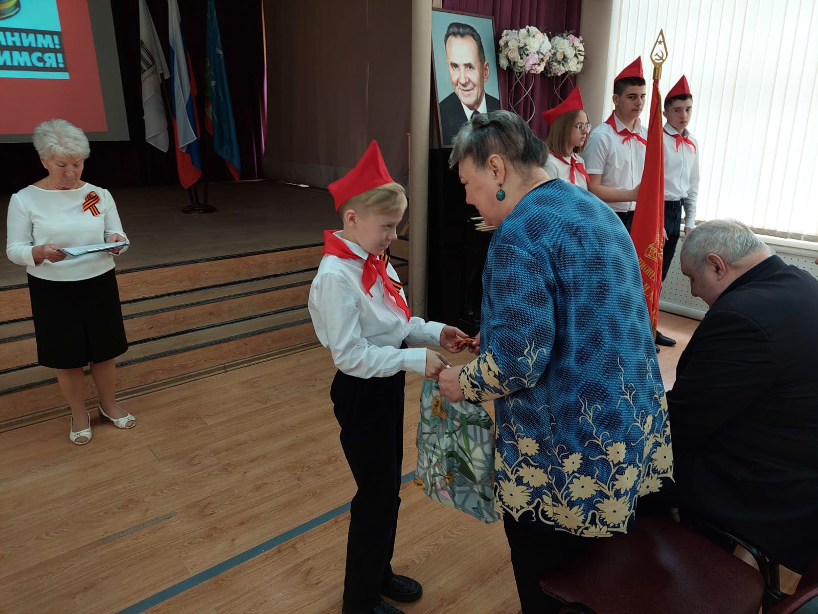 Мы скажем спасибо за то, что победу нам дали!