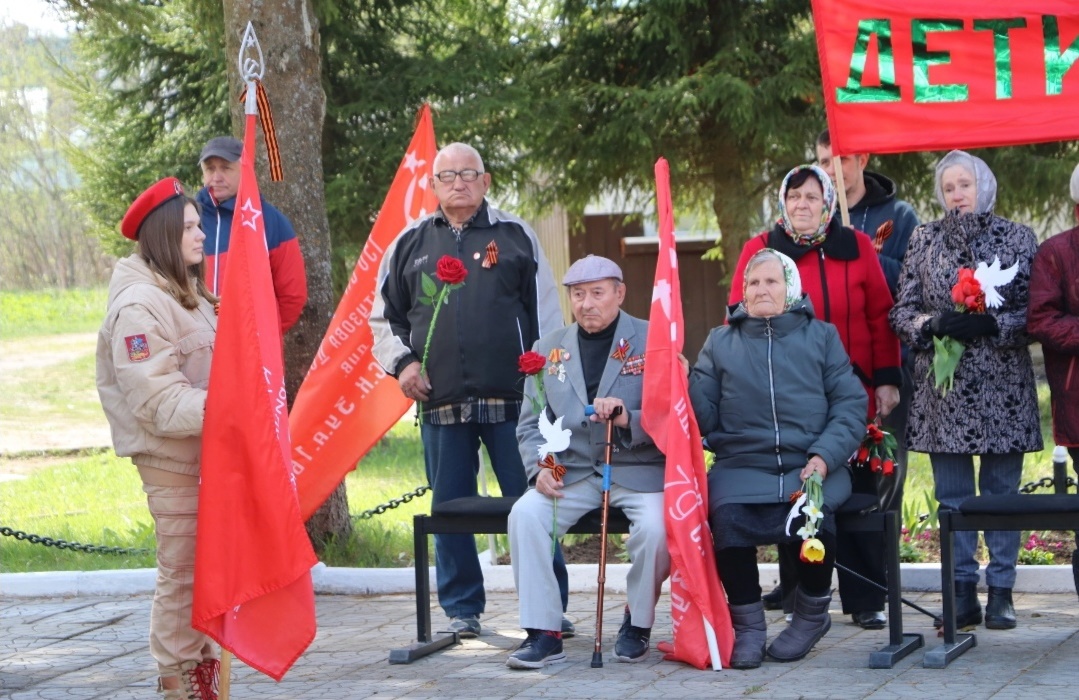 В г.о. Лотошино стартовали традиционные митинги в честь 78-й годовщины Великой Победы
