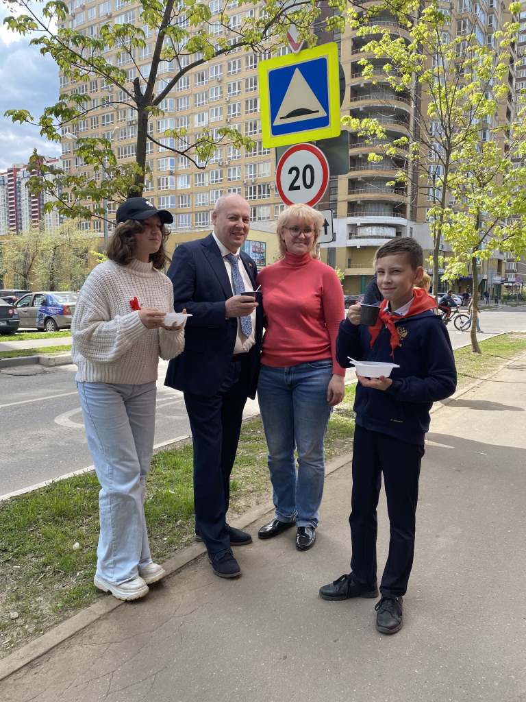 «Королёвские коммунисты организовали полевую кухню в День Победы!»