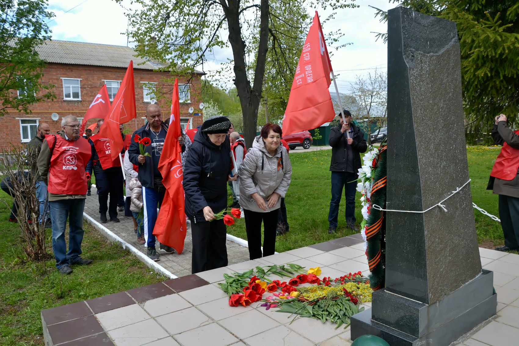 «За нашу Советскую Родину»: прошел патриотический автопробег по маршруту Коломна-Озеры