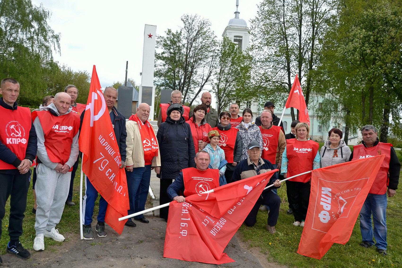 «За нашу Советскую Родину»: прошел патриотический автопробег по маршруту Коломна-Озеры