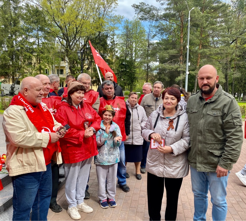 «За нашу Советскую Родину»: прошел патриотический автопробег по маршруту Коломна-Озеры