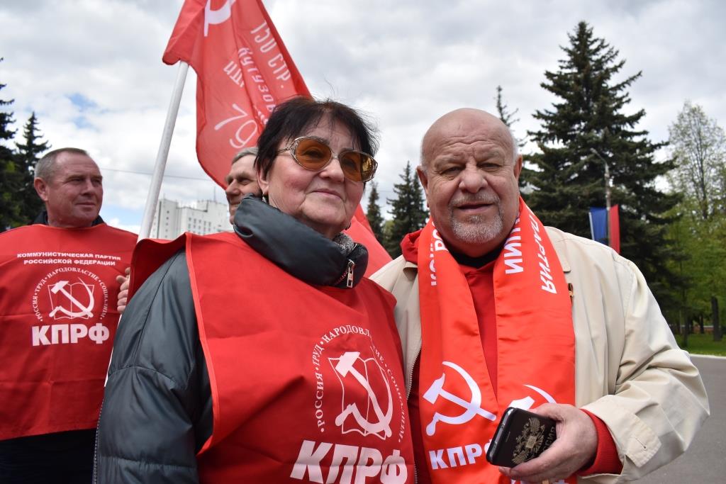 «За нашу Советскую Родину»: прошел патриотический автопробег по маршруту Коломна-Озеры